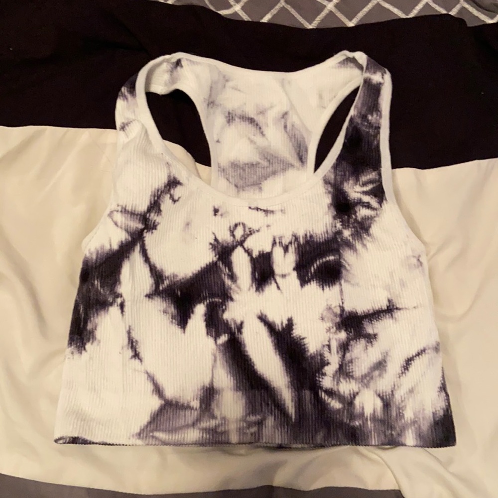 This is a very nice shirt I would buy if I was you